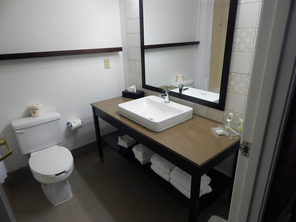 Country Inn & Suites By Radisson, Dfw Airport South, Tx Irving Extérieur photo
