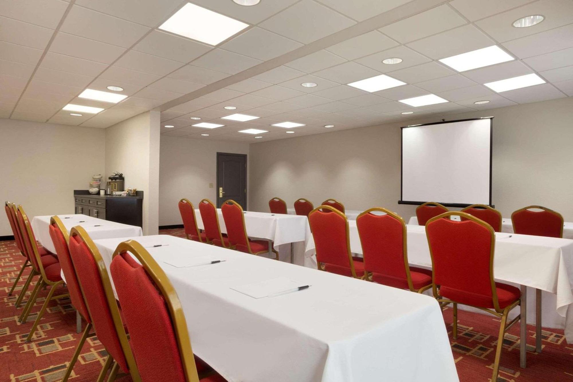 Country Inn & Suites By Radisson, Dfw Airport South, Tx Irving Extérieur photo
