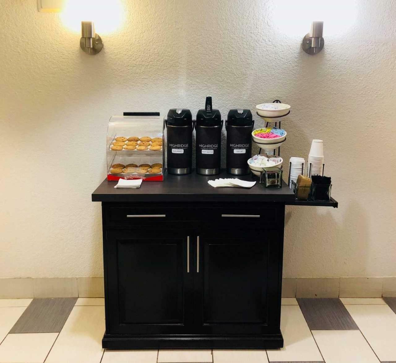 Country Inn & Suites By Radisson, Dfw Airport South, Tx Irving Extérieur photo